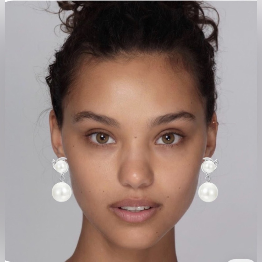 Elegant Pearl Drop Earrings